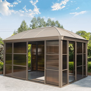 Casa cenador de aluminio de 3x4M con puerta corredera